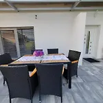 Hiska Pri Brajdah بيت للعطل